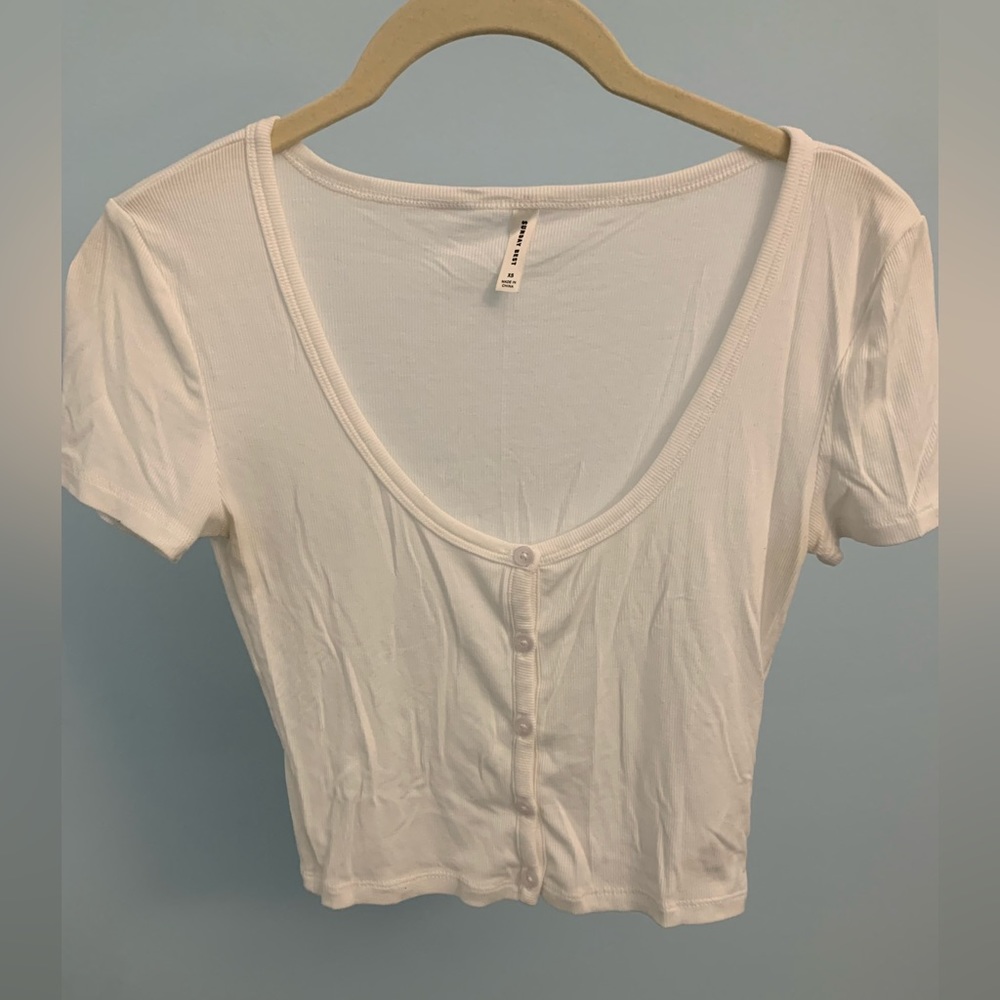 Aritzia Sunday Best Crop Top